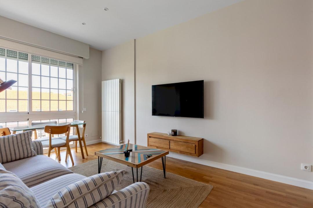 Bright With Views - 2Bd 1Bth- Av America Madrid Bagian luar foto