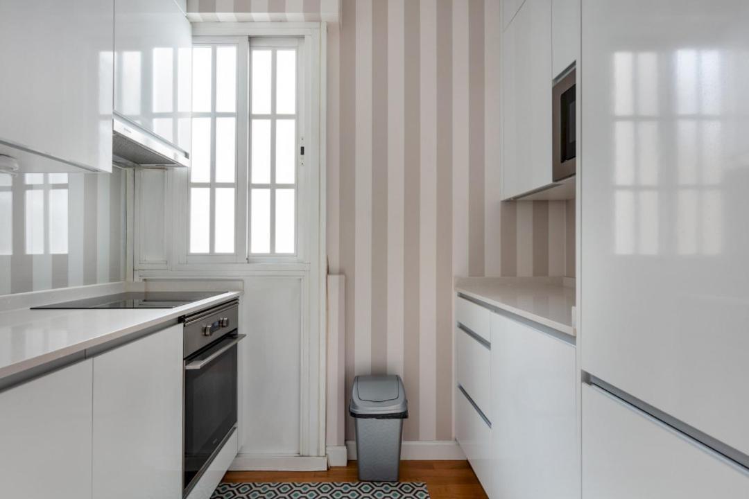 Bright With Views - 2Bd 1Bth- Av America Madrid Bagian luar foto